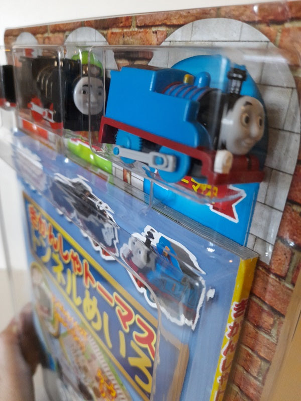 THOMAS & HIRO 湯馬士 過隧道畫書 *附2架列車+1架車卡 - Madingding